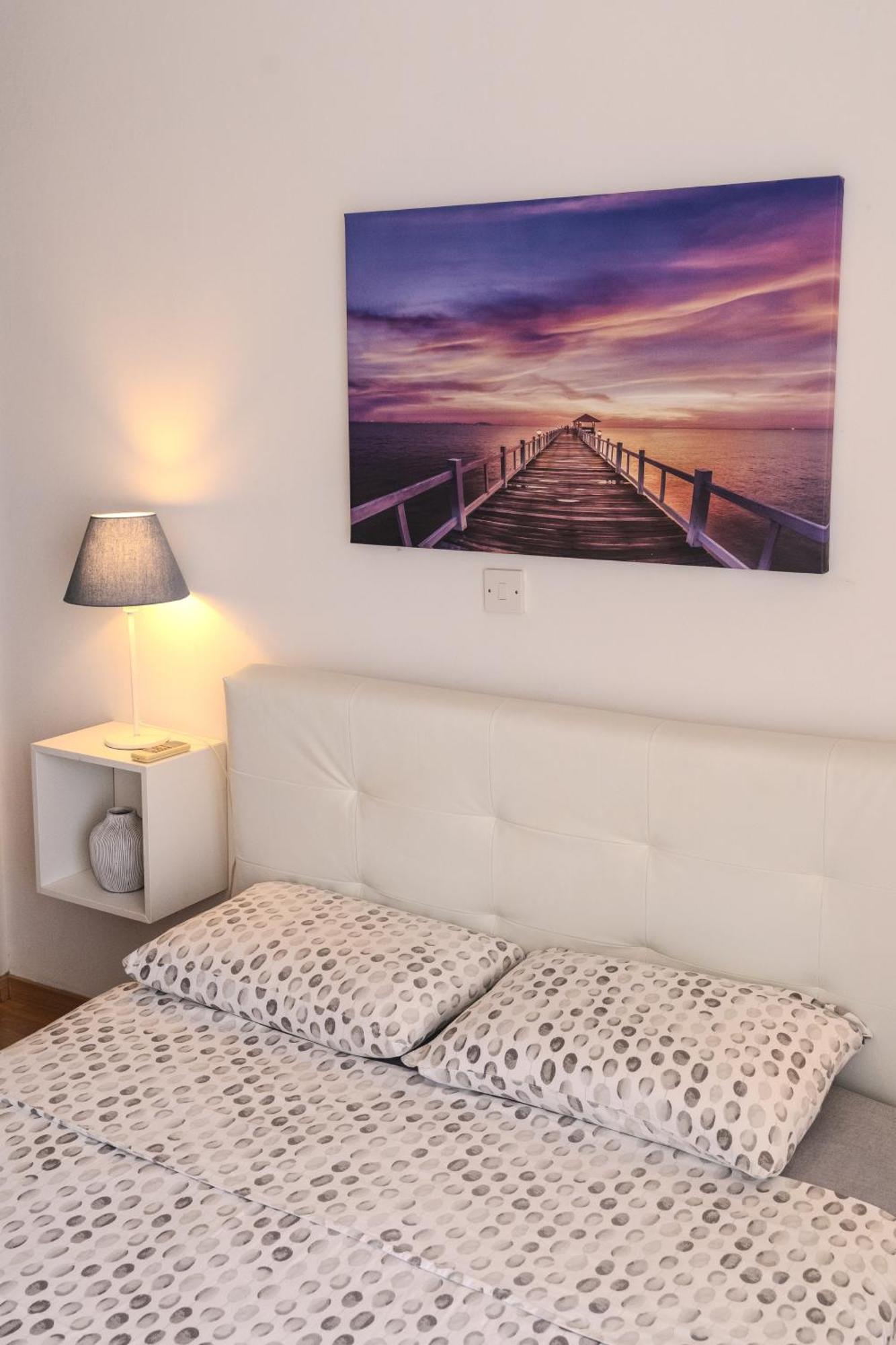 Violet Dusk City Center Flat Larnaca Zewnętrze zdjęcie