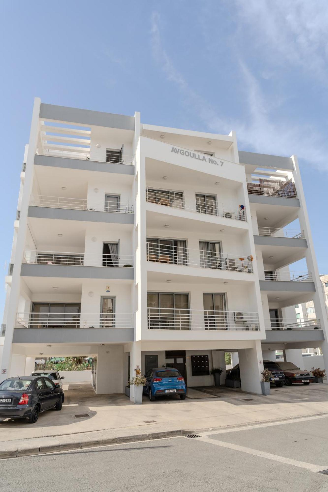 Violet Dusk City Center Flat Larnaca Zewnętrze zdjęcie