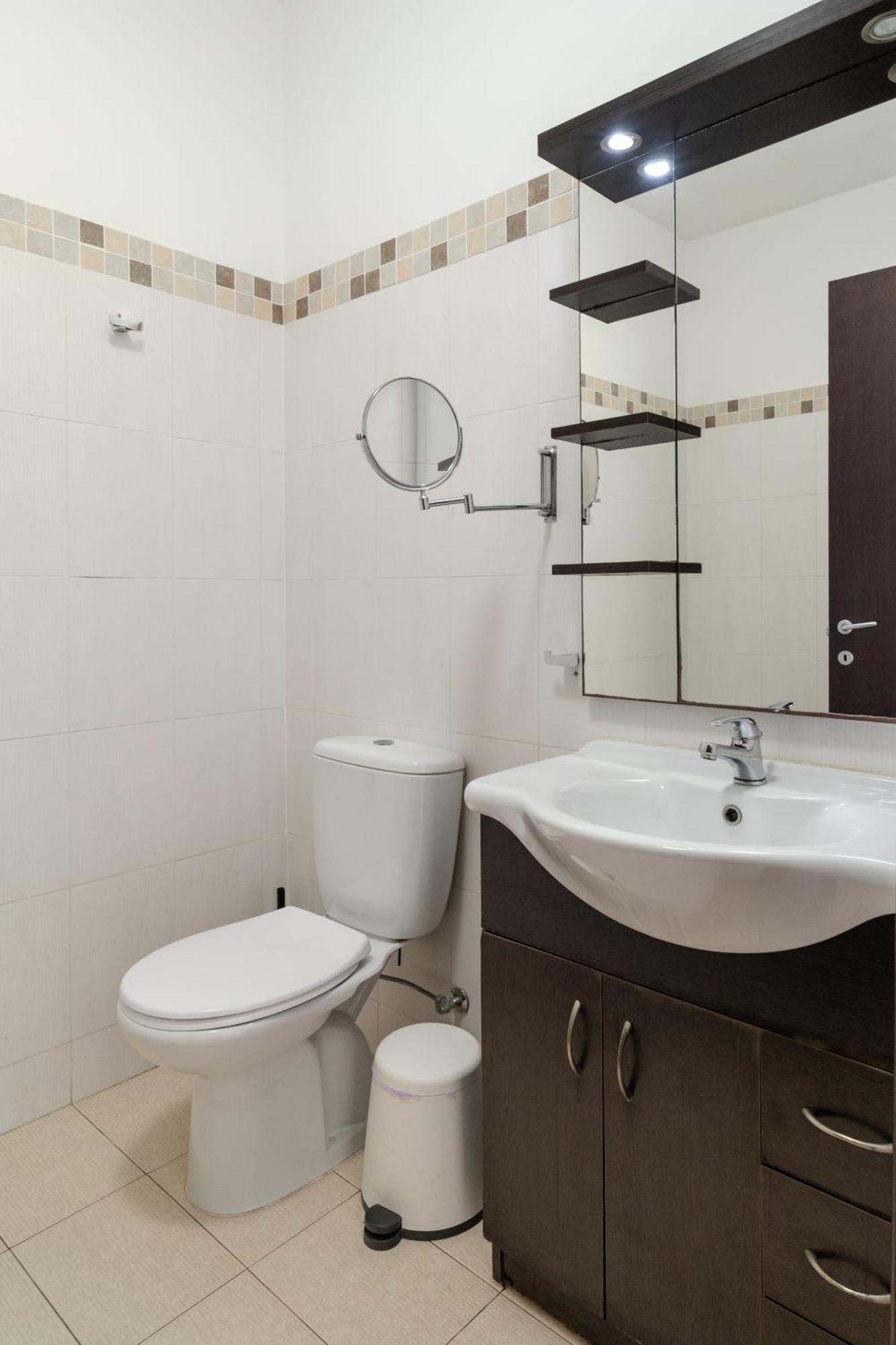 Violet Dusk City Center Flat Larnaca Zewnętrze zdjęcie
