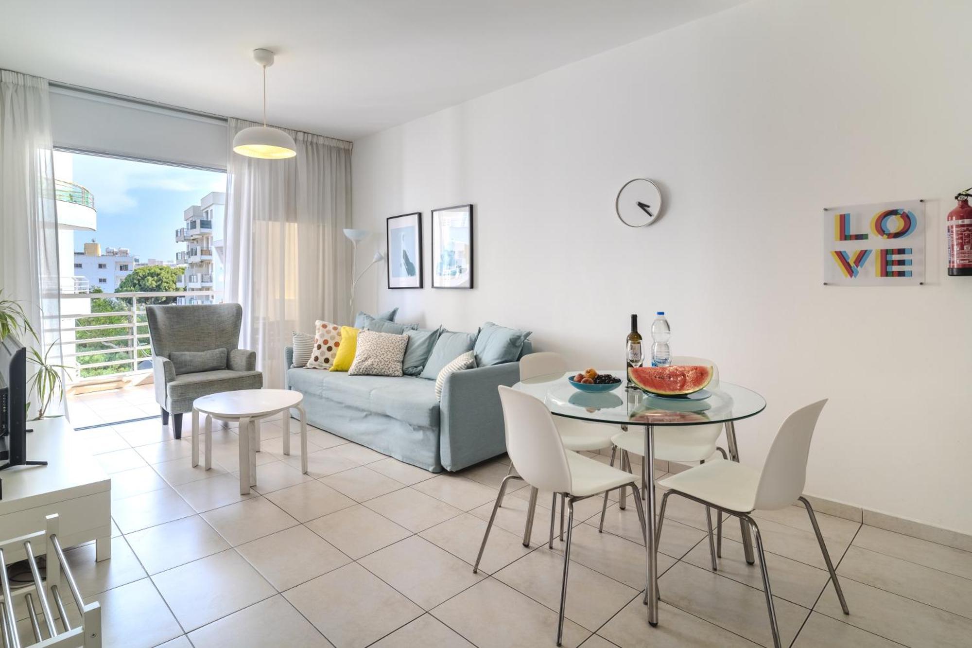 Violet Dusk City Center Flat Larnaca Zewnętrze zdjęcie