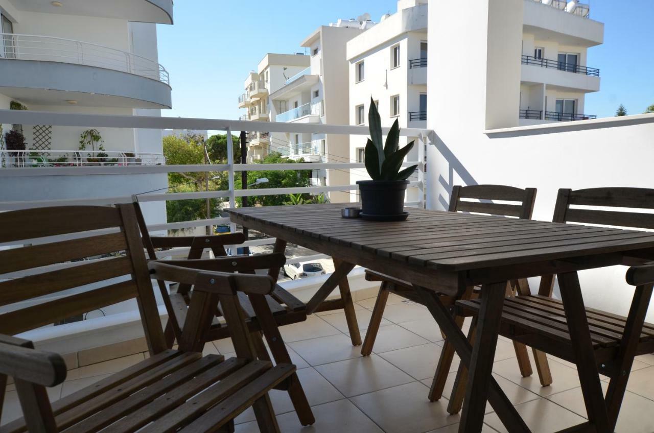 Violet Dusk City Center Flat Larnaca Zewnętrze zdjęcie
